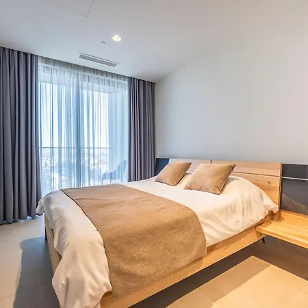 Apartament 18th Floor 1br Unit In Mercury Tower By Sf Homes St. Julian's