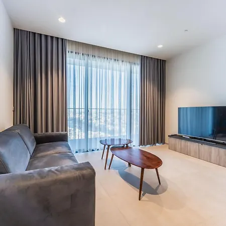 公寓 18th Floor Luxury With Common Pool In The Prestigious Mercury Towers By Renowned Zaha Hadid Architects *