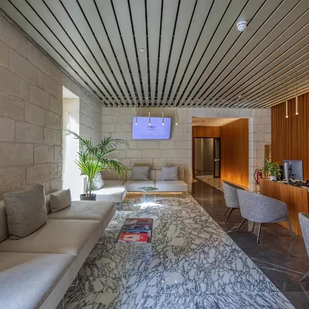 Apartment 18th Floor 1br Unit In Mercury Tower By Sf Homes San Ġiljan