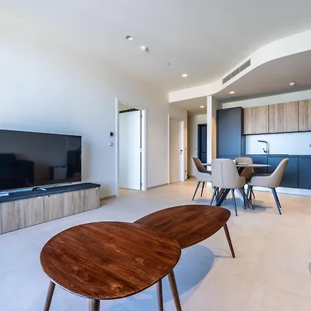 Lägenhet 18th Floor 1br Unit In Mercury Tower By Sf Homes