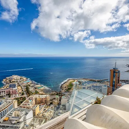18th Floor 1br Unit In Mercury Tower By Sf Homes *