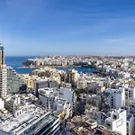 18th Floor 1br Unit In Mercury Tower By Sf Homes Apartamento