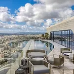 18th Floor 1br Unit In Mercury Tower By Sf Homes Apartamento